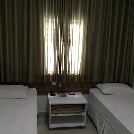 Hotel Rio Branco กัวยาเนีย ภายนอก รูปภาพ
