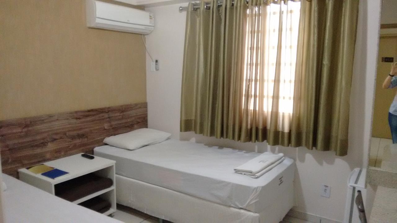 Hotel Rio Branco กัวยาเนีย ภายนอก รูปภาพ