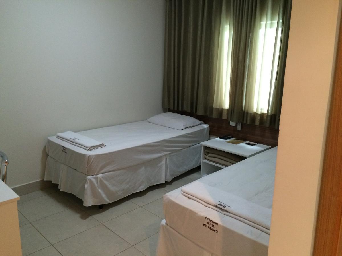 Hotel Rio Branco กัวยาเนีย ภายนอก รูปภาพ
