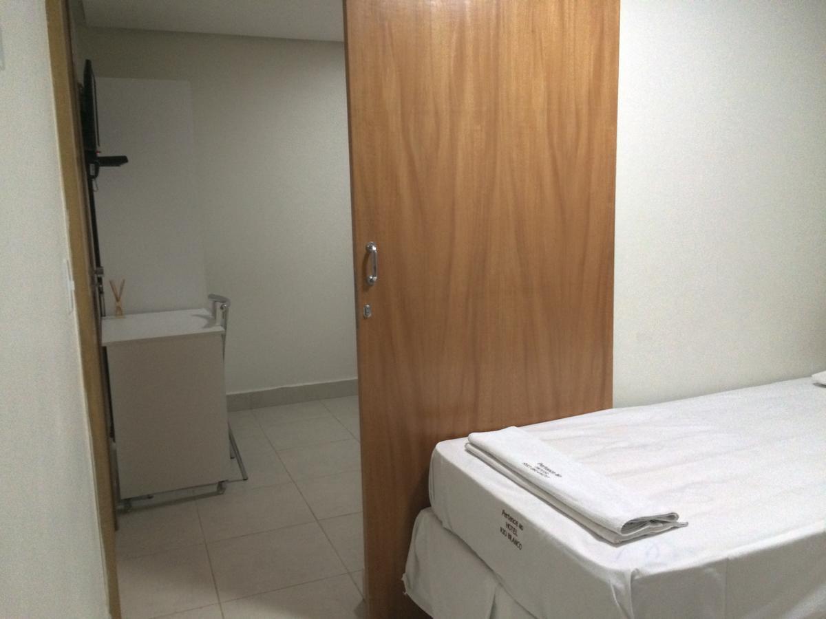 Hotel Rio Branco กัวยาเนีย ภายนอก รูปภาพ