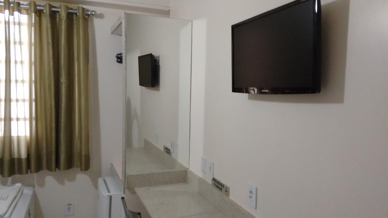 Hotel Rio Branco กัวยาเนีย ภายนอก รูปภาพ
