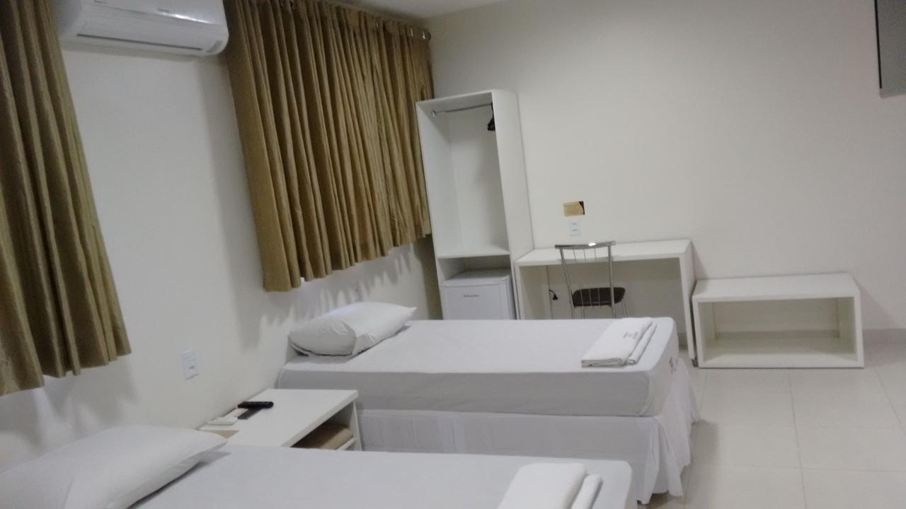 Hotel Rio Branco กัวยาเนีย ภายนอก รูปภาพ