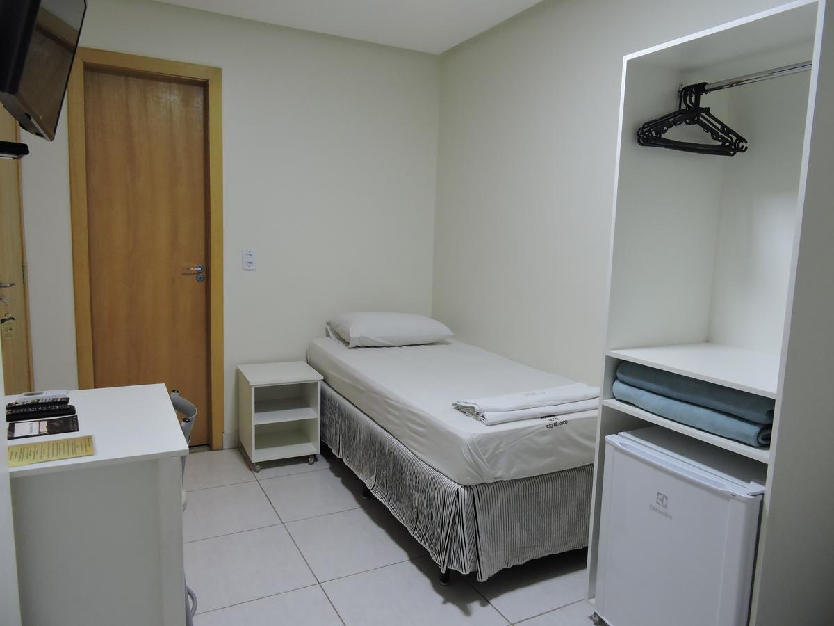 Hotel Rio Branco กัวยาเนีย ภายนอก รูปภาพ