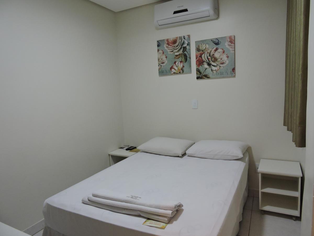 Hotel Rio Branco กัวยาเนีย ภายนอก รูปภาพ